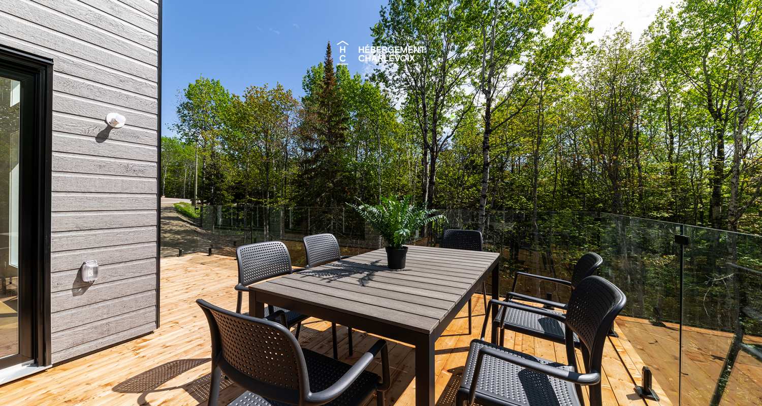 EVA-1 - Atmosphère chaleureuse et nature luxuriante!